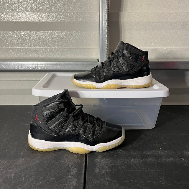 Size 5.5Y - AJ 11 Retro 72-10