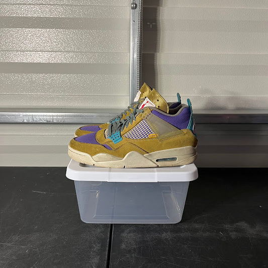 Size 9 - AJ 4 Retro 30th Anniversary Desert Moss