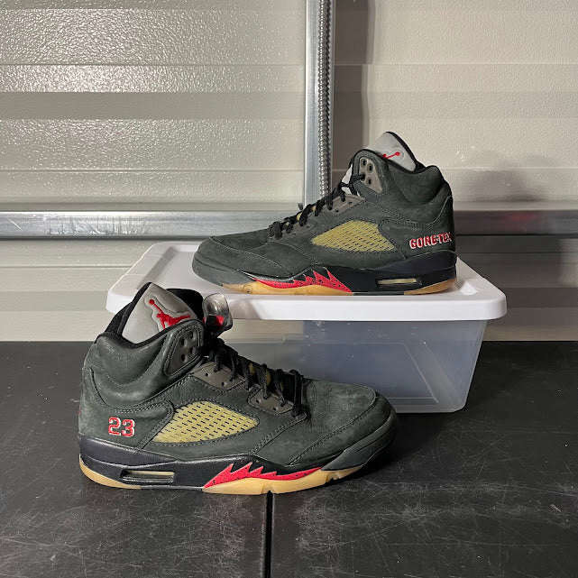 Size 10.5 - AJ 5 Retro GORE-TEX Off-Noir