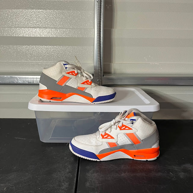 Size 5.5Y - Air Trainer SC High Auburn