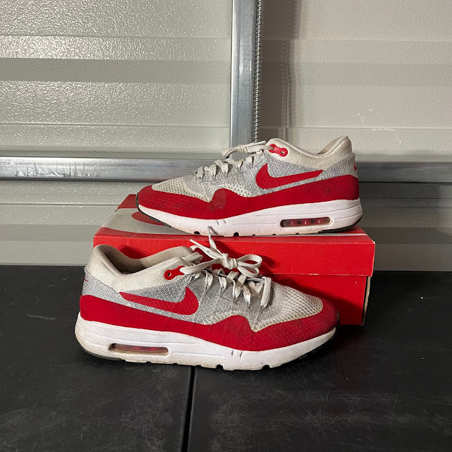 Size 11 - AM 1 Ultra Flyknit University Red