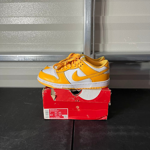 Size 7M - Dunk Low Laser Orange