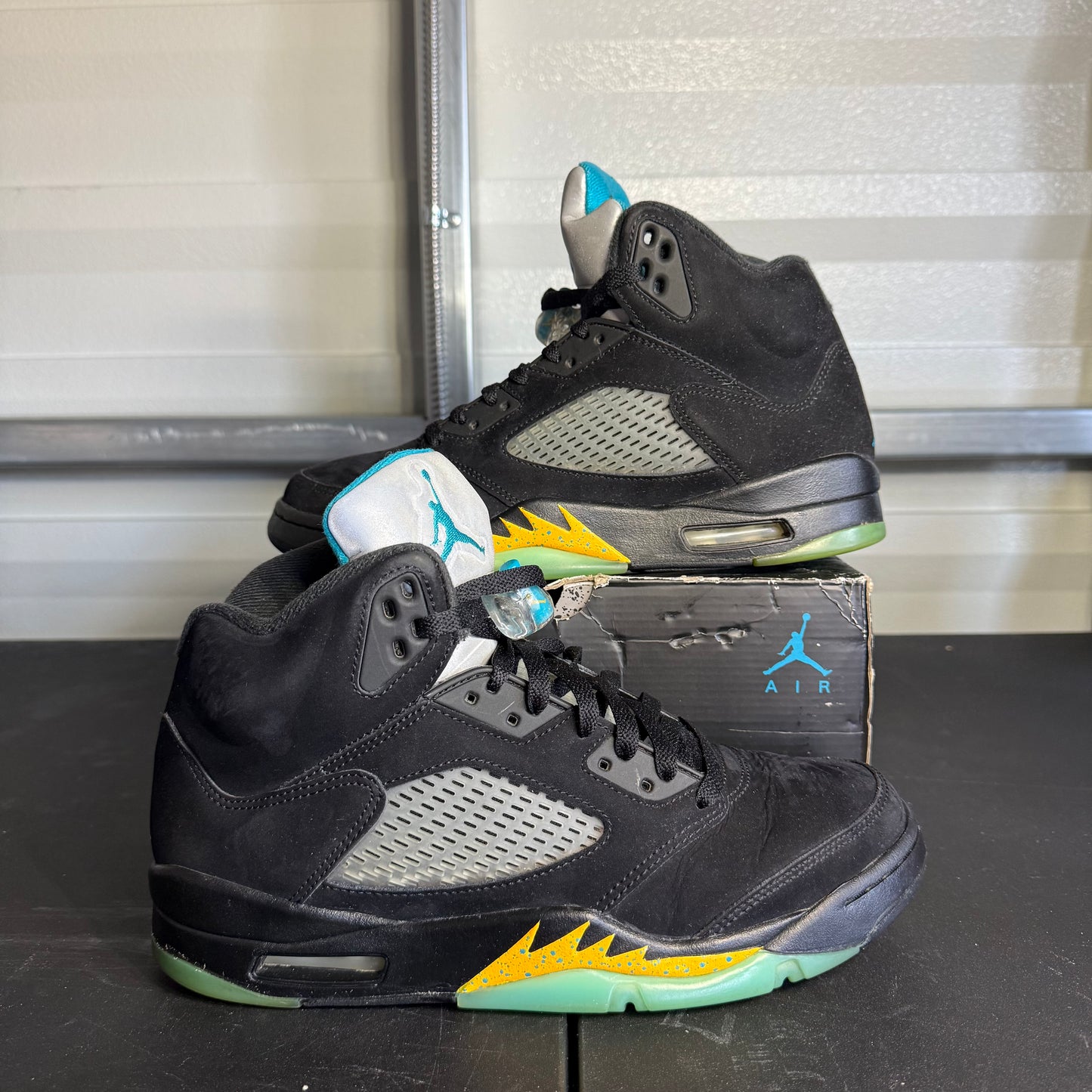 Size 9 - AJ 5 Retro Aqua