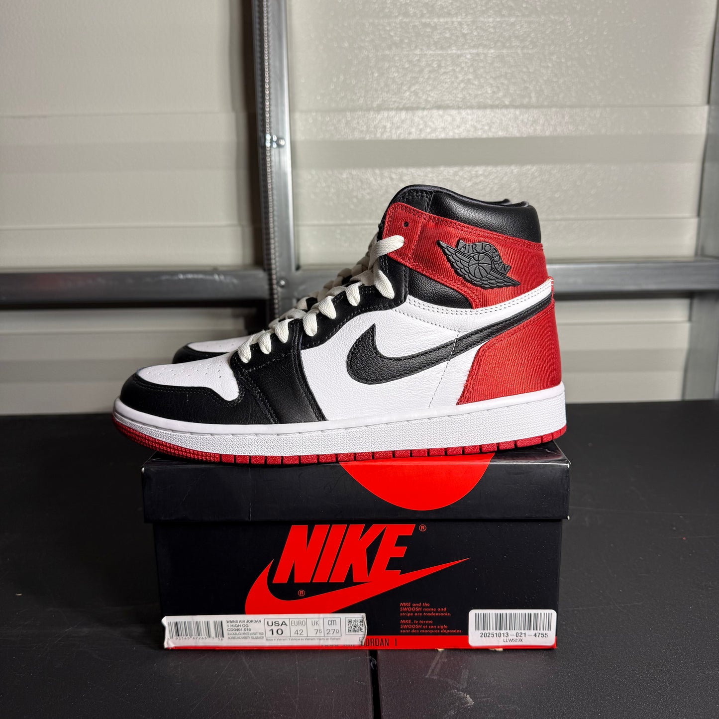 Size 10W - AJ 1 High Satin Black Toe