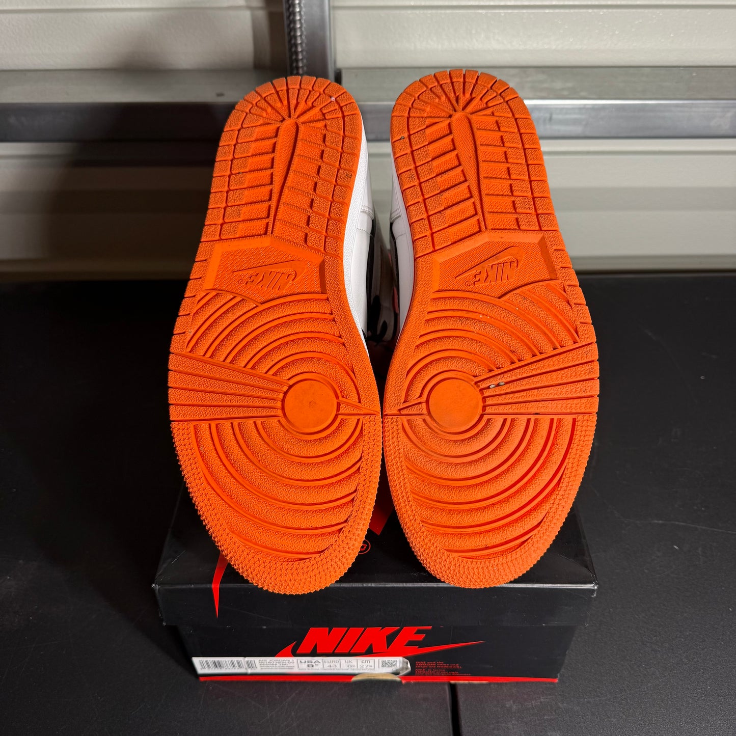 Size 9.5 - AJ 1 Retro High Electro Orange