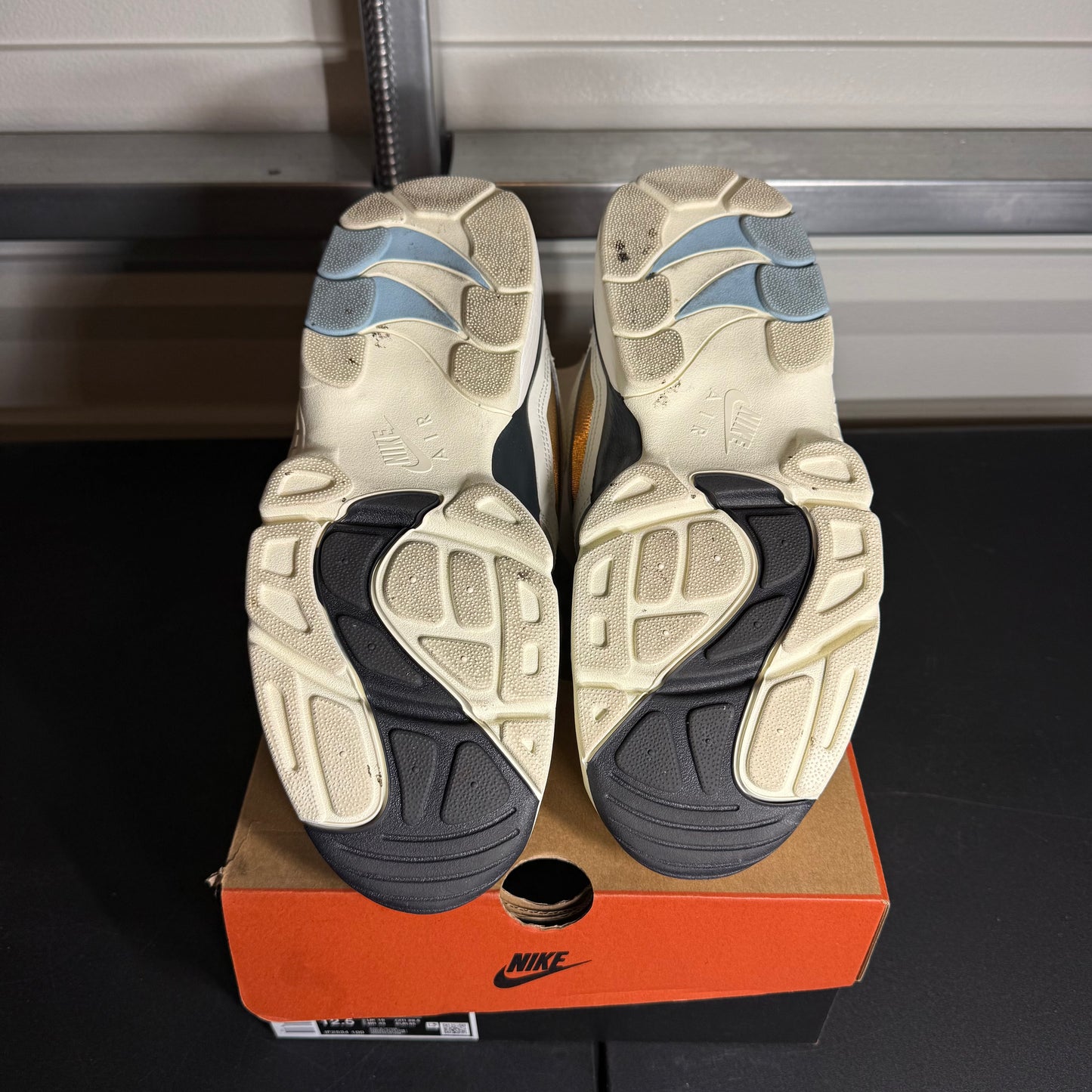 Size 11 - Air Diamond Turf Must Be The Money