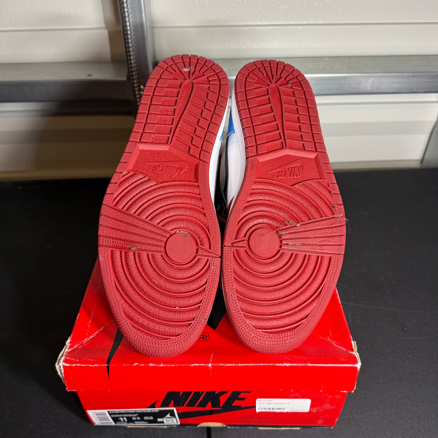 Size 11 - AJ 1 Retro High Fearless UNC Chicago