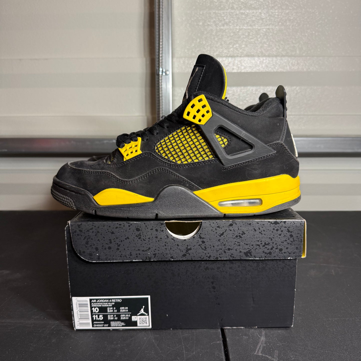 Size 10 - AJ 4 Retro Thunder