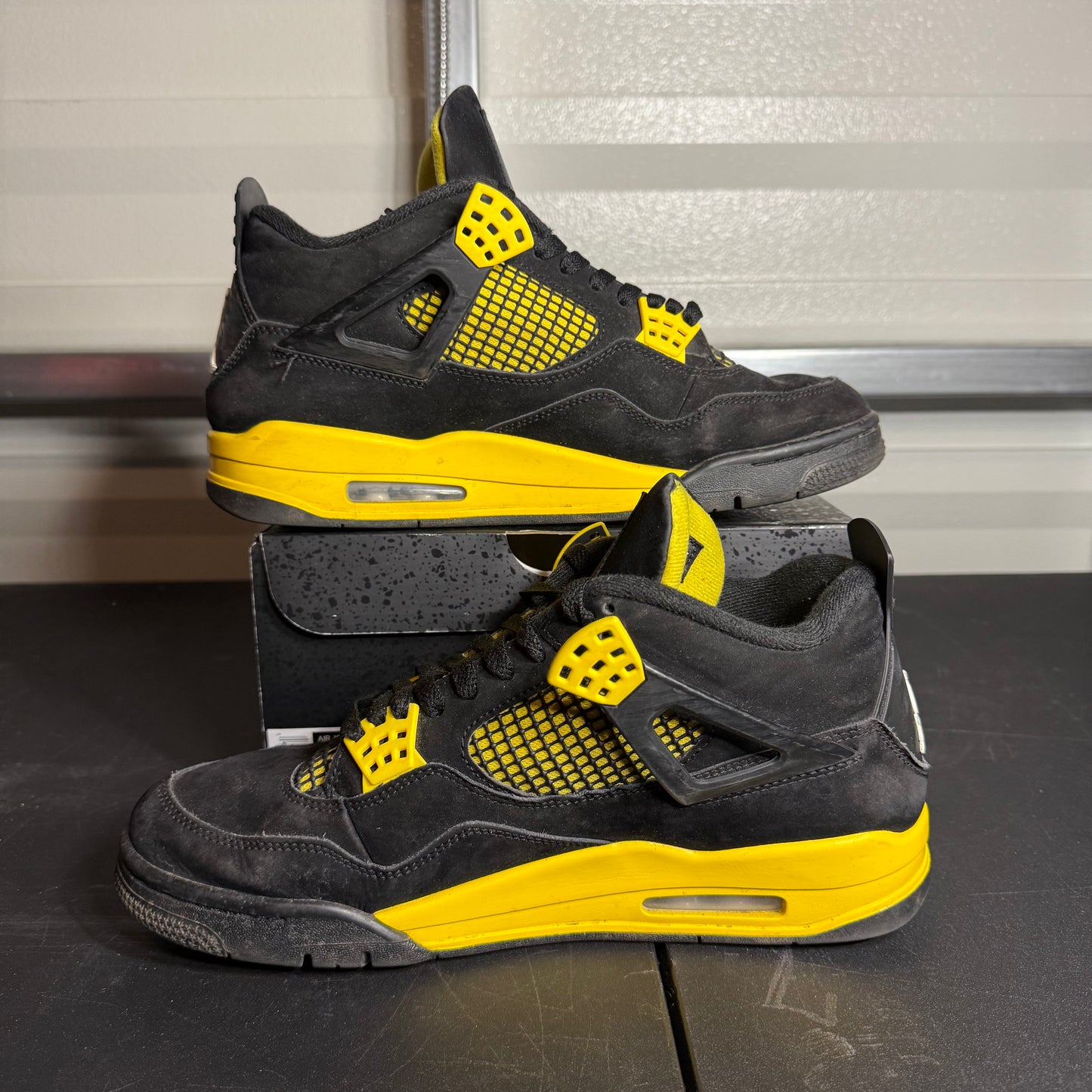 Size 10 - AJ 4 Retro Thunder