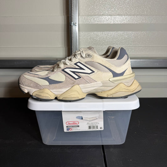 Size 10.5 - NB 9060 Moonrock Linen
