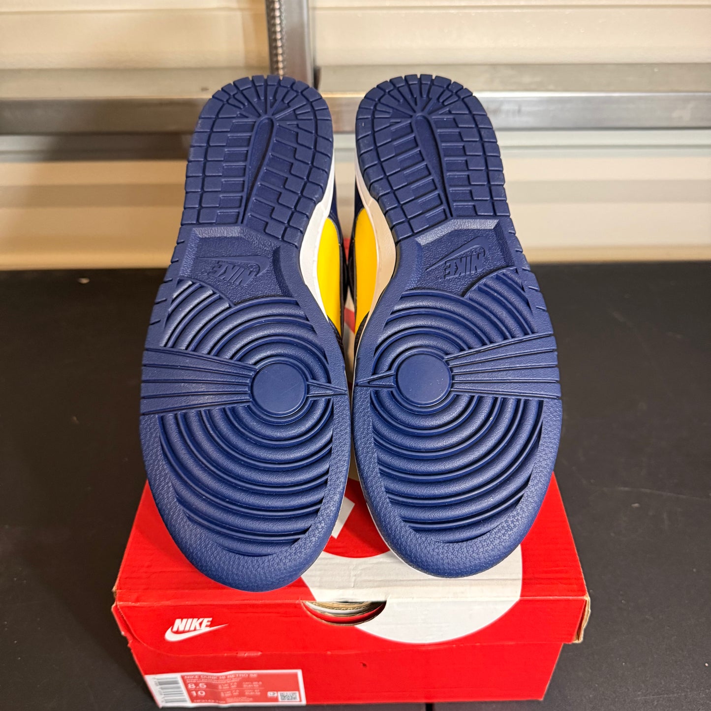 Size 8.5 - Dunk High Retro Michigan