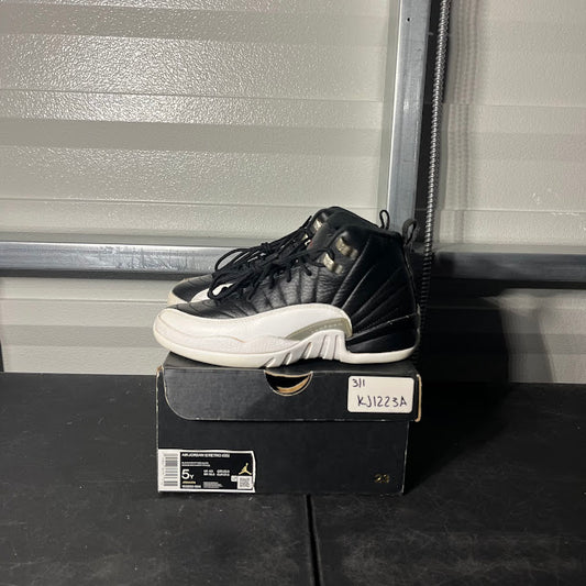 Size 5Y - AJ 12 Retro Playoff
