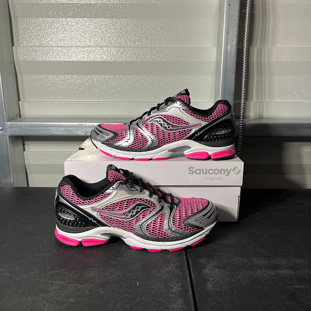 Size 12 - Saucony ProGrid Triumph 4 Pink