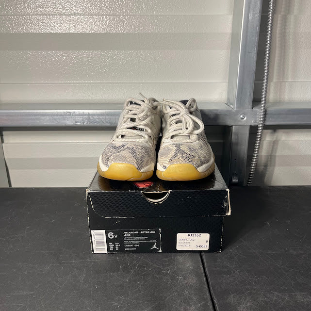 Size 6Y - AJ 11 Retro Low Light Bone Snakeskin