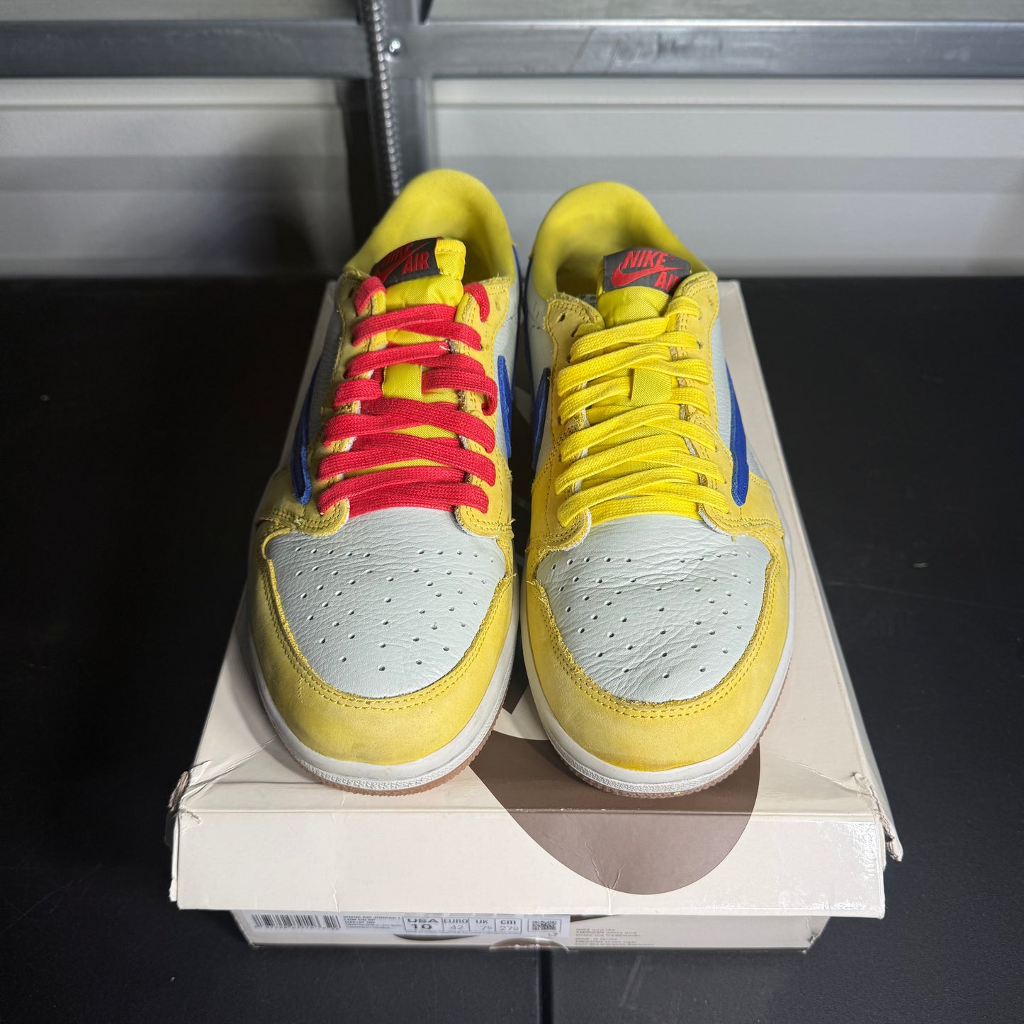 Size 10W - AJ 1 Low Travis Scott Canary