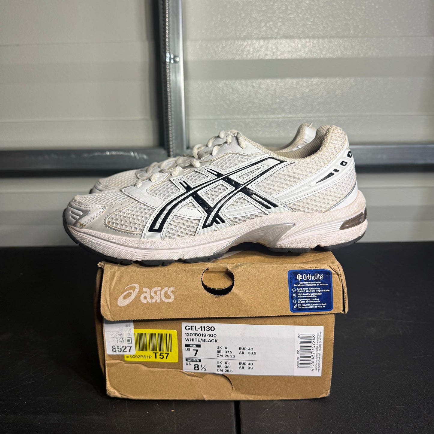 Size 7M - Asics Gel-1130 White and Black