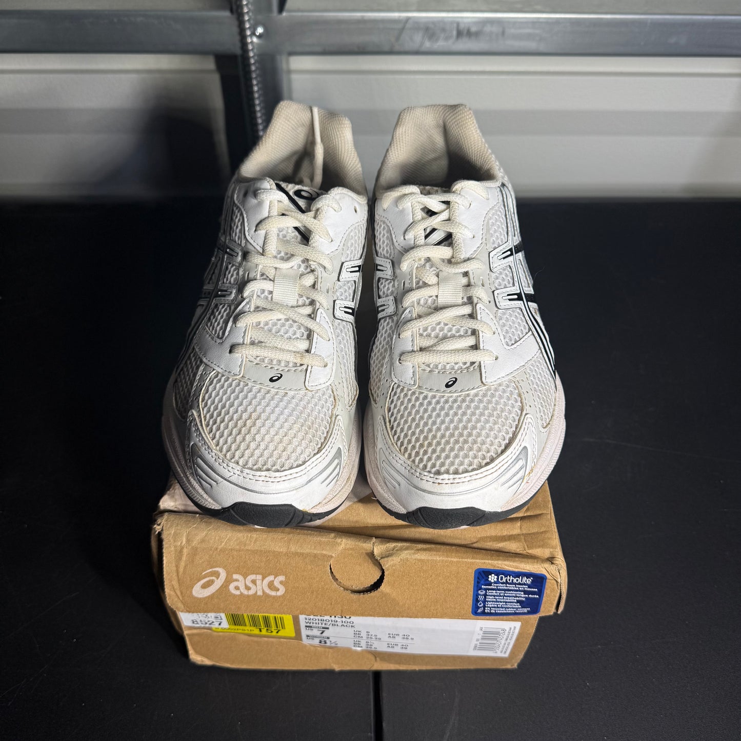 Size 7M - Asics Gel-1130 White and Black