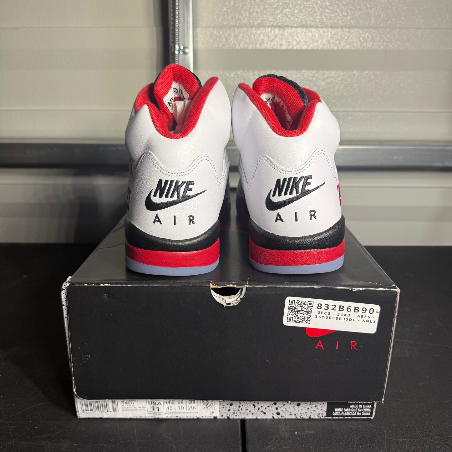 Size 11 - AJ 5 Retro Fire Red