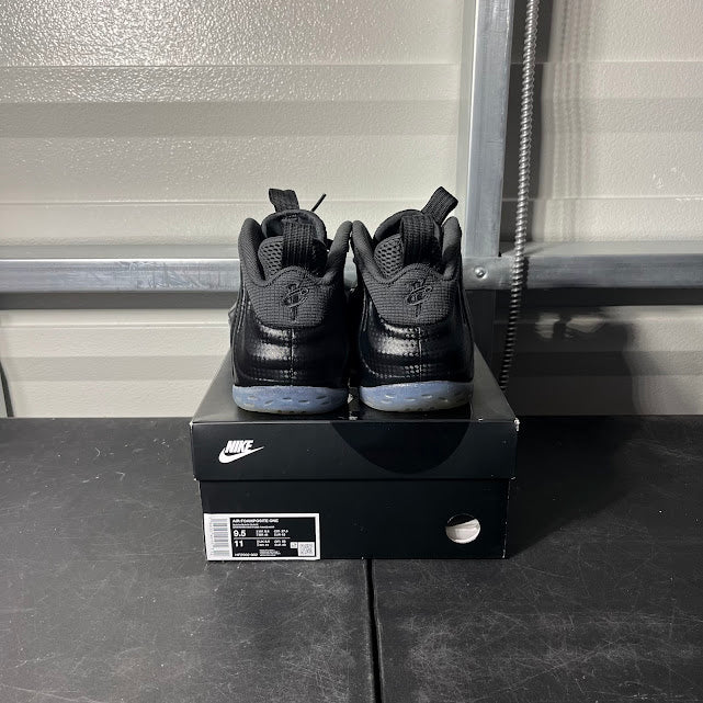 Size 9.5 - Air Foamposite One Carbon Fiber