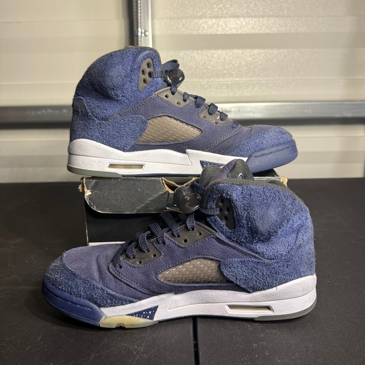 Size 7Y - AJ 5 Retro Midnight Navy