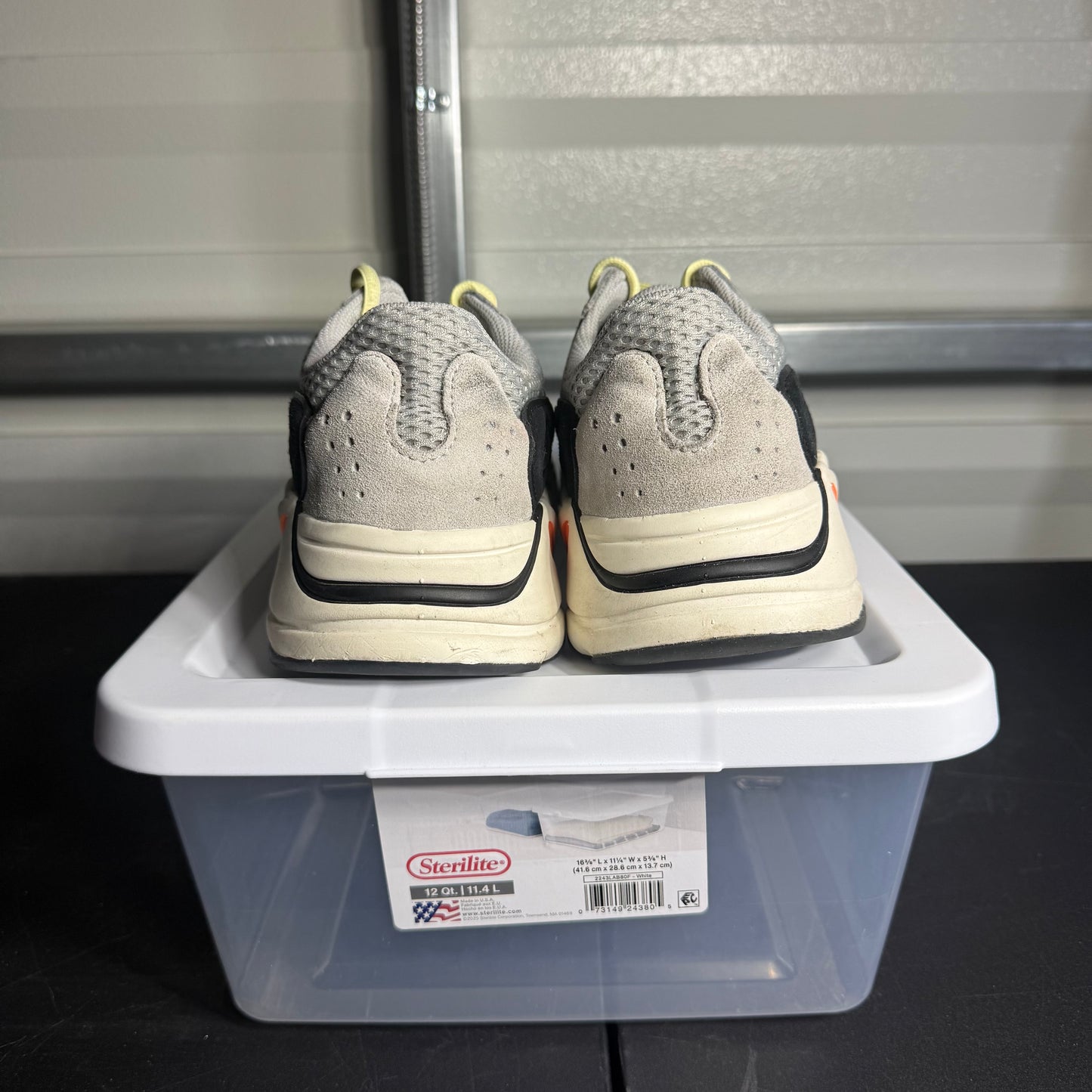 Size 9 - YZY Boost 700 Wave Runner