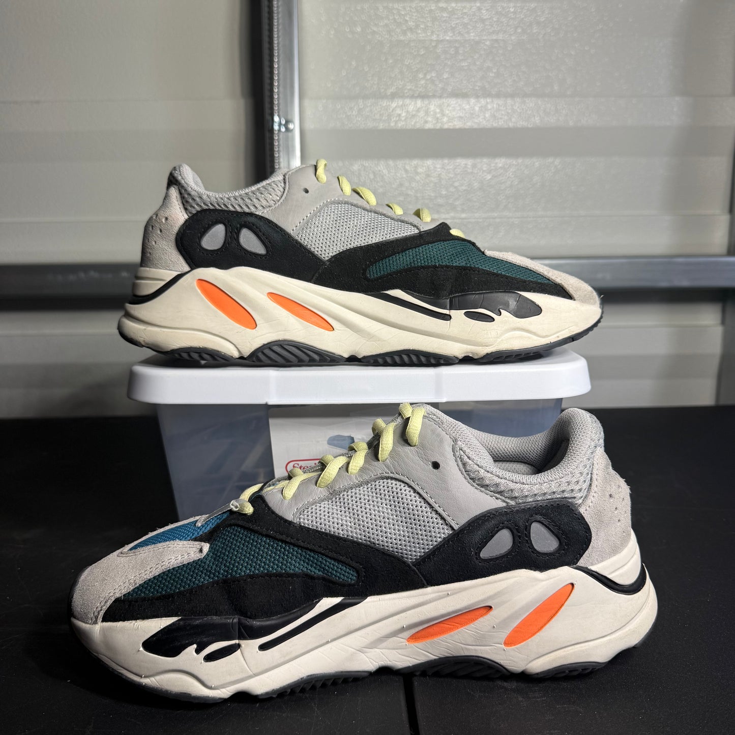 Size 9 - YZY Boost 700 Wave Runner