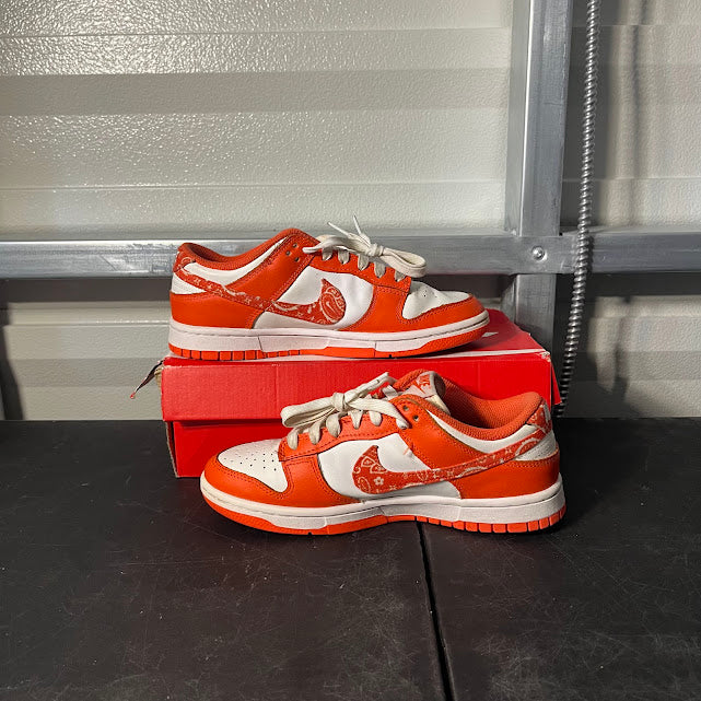 Size 7W - Dunk Low Orange Paisley
