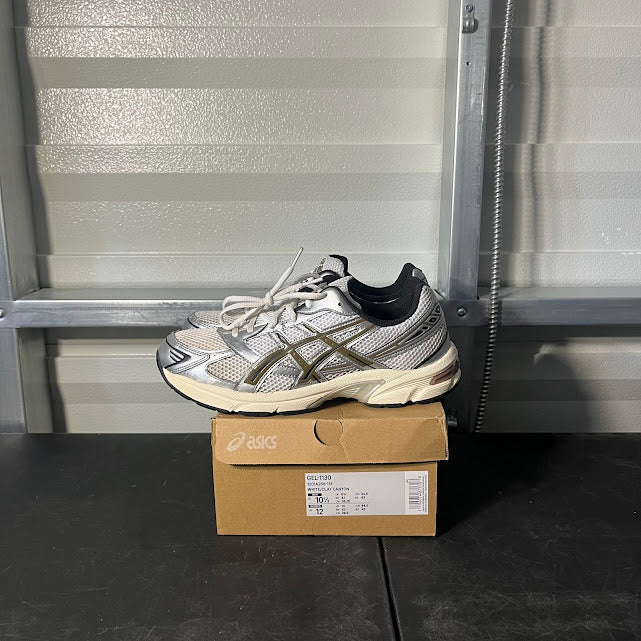 Size 10.5 - ASICS GEL - 113 Clay Canyon