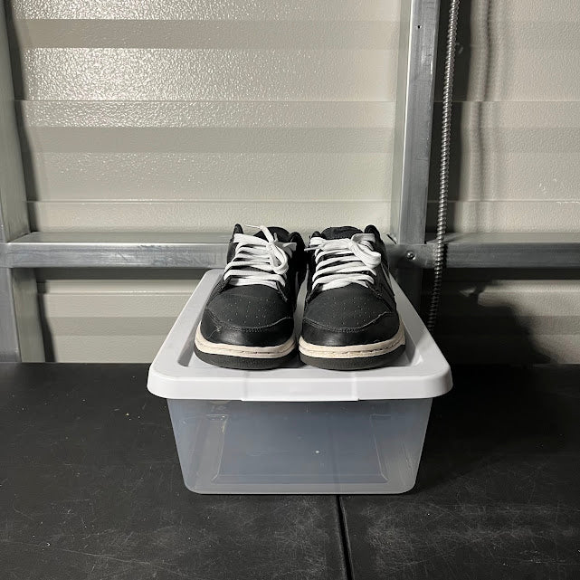 Size 9.5 - Dunk Low Reverse Panda