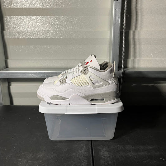 Size 8.5 - AJ 4 Retro White Oreo