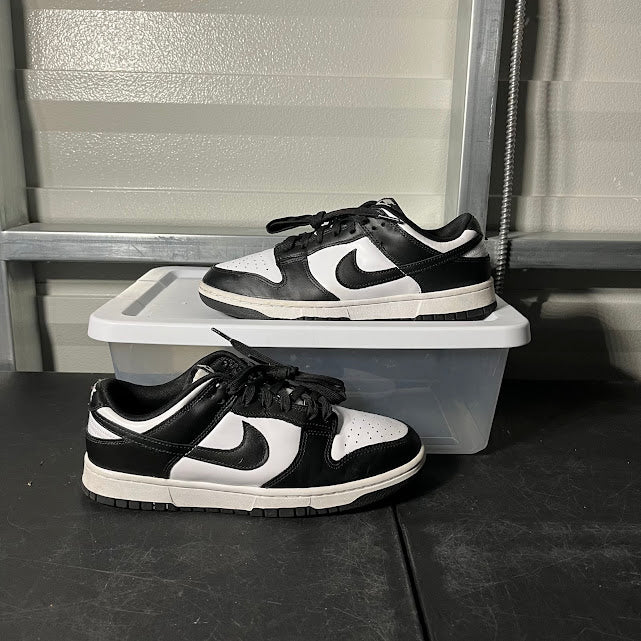 Size 9.5 - Dunk Low Retro Panda