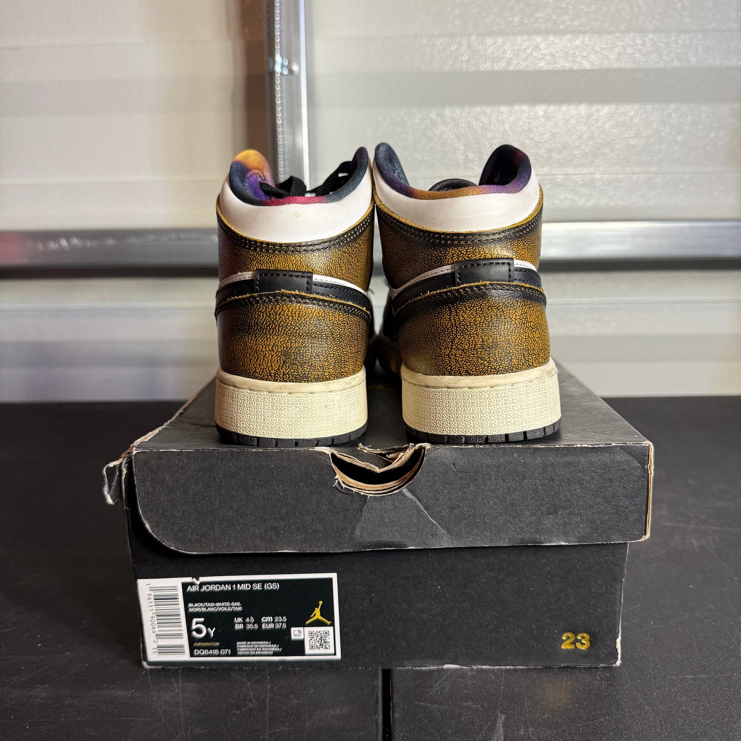 Size 5Y - AJ 1 Mid Wear-Away