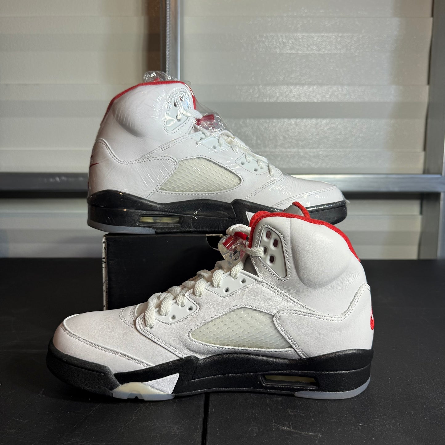 Size 8 - AJ 5 Retro Fire Red
