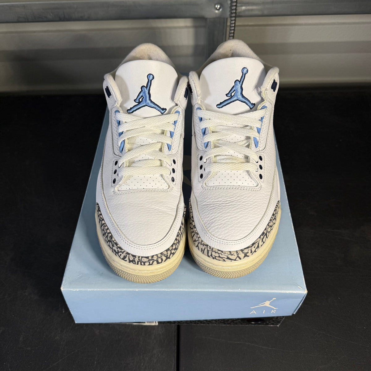 Size 8 - AJ 3 UNC