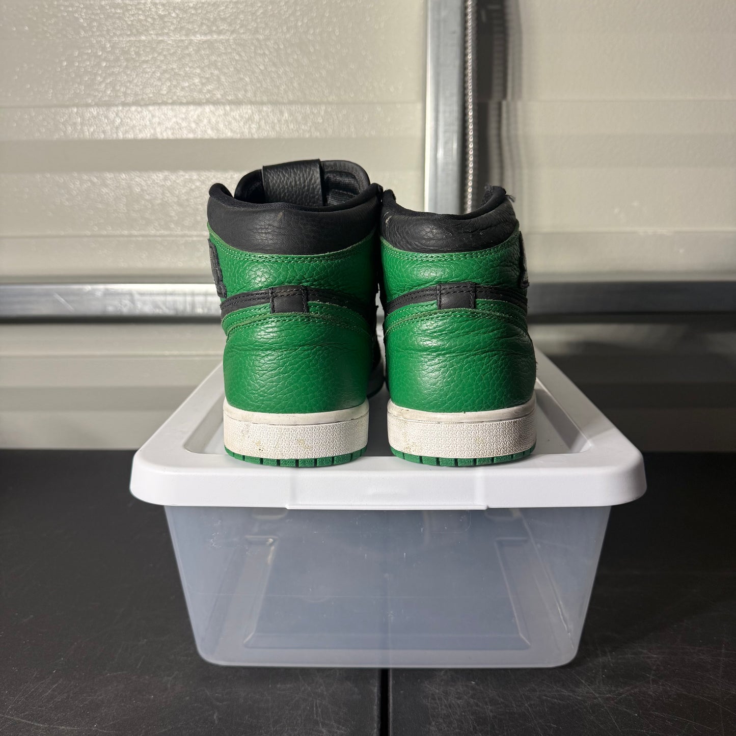 Size 8 - AJ 1 Retro High Pine Green 2.0
