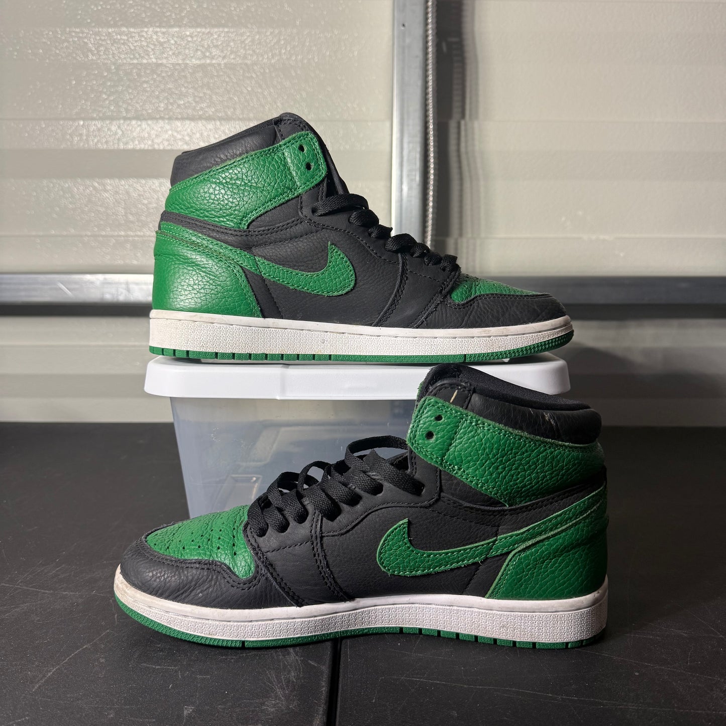 Size 8 - AJ 1 Retro High Pine Green 2.0