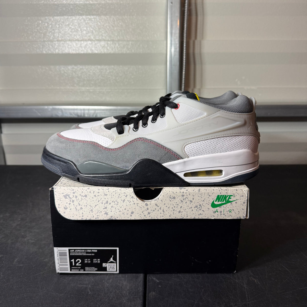 Size 12 - AJ 4 RM Low Smoke Grey Fire Red