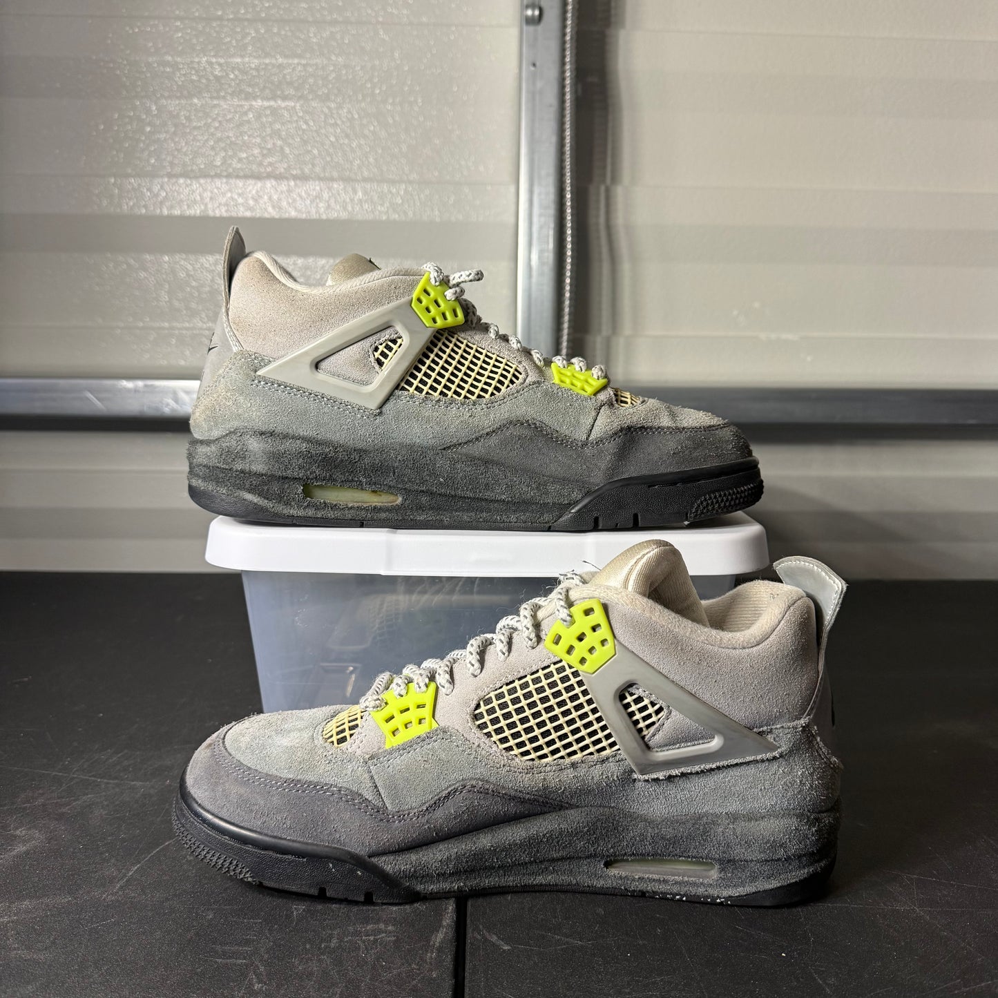 Size 8.5 - AJ 4 Retro Neon