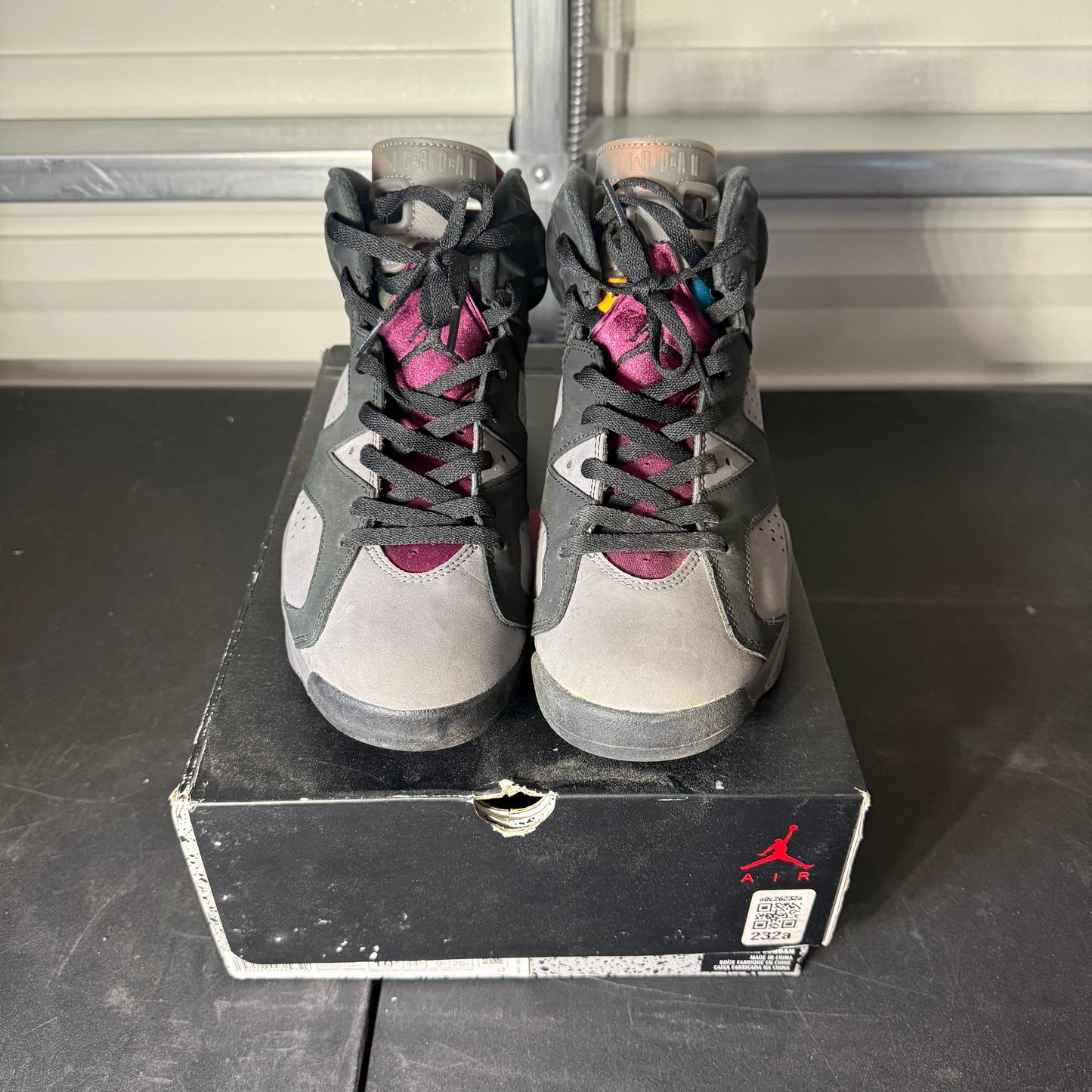 Size 10.5 - AJ 6 Retro Bordeaux
