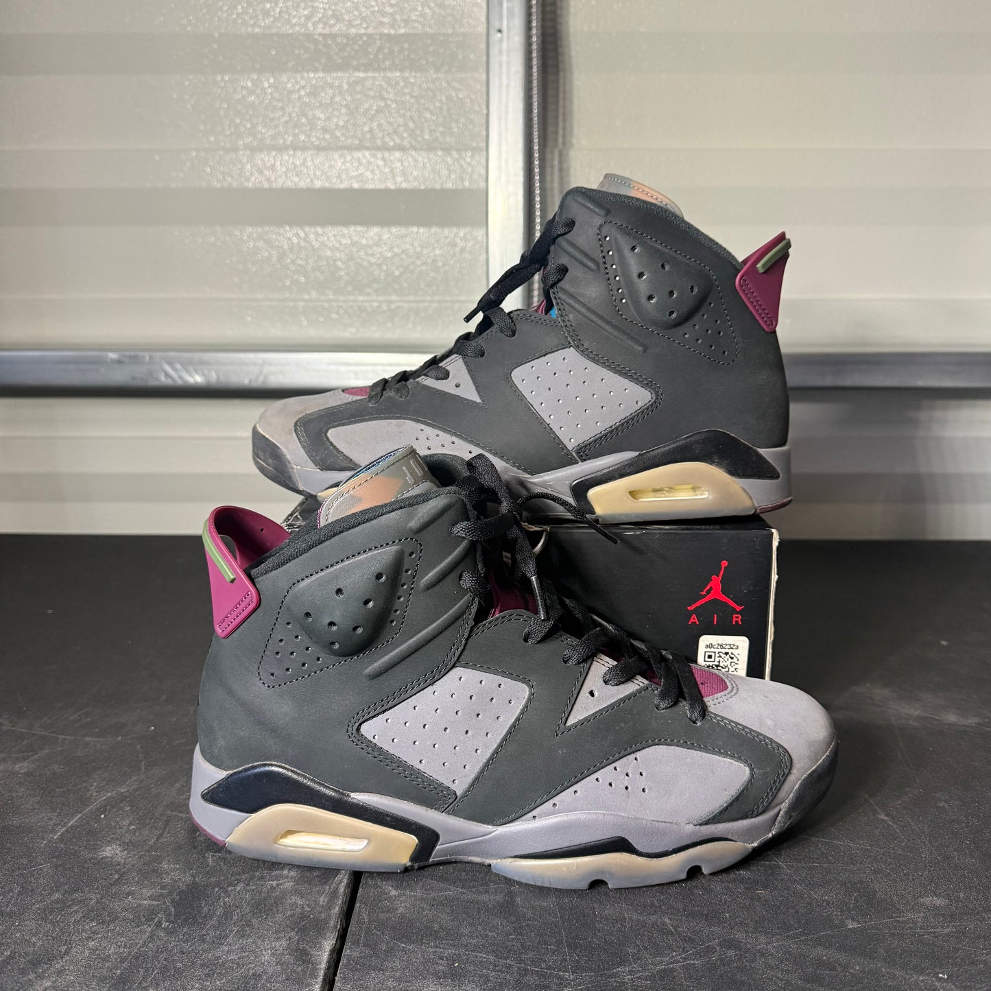Size 10.5 - AJ 6 Retro Bordeaux