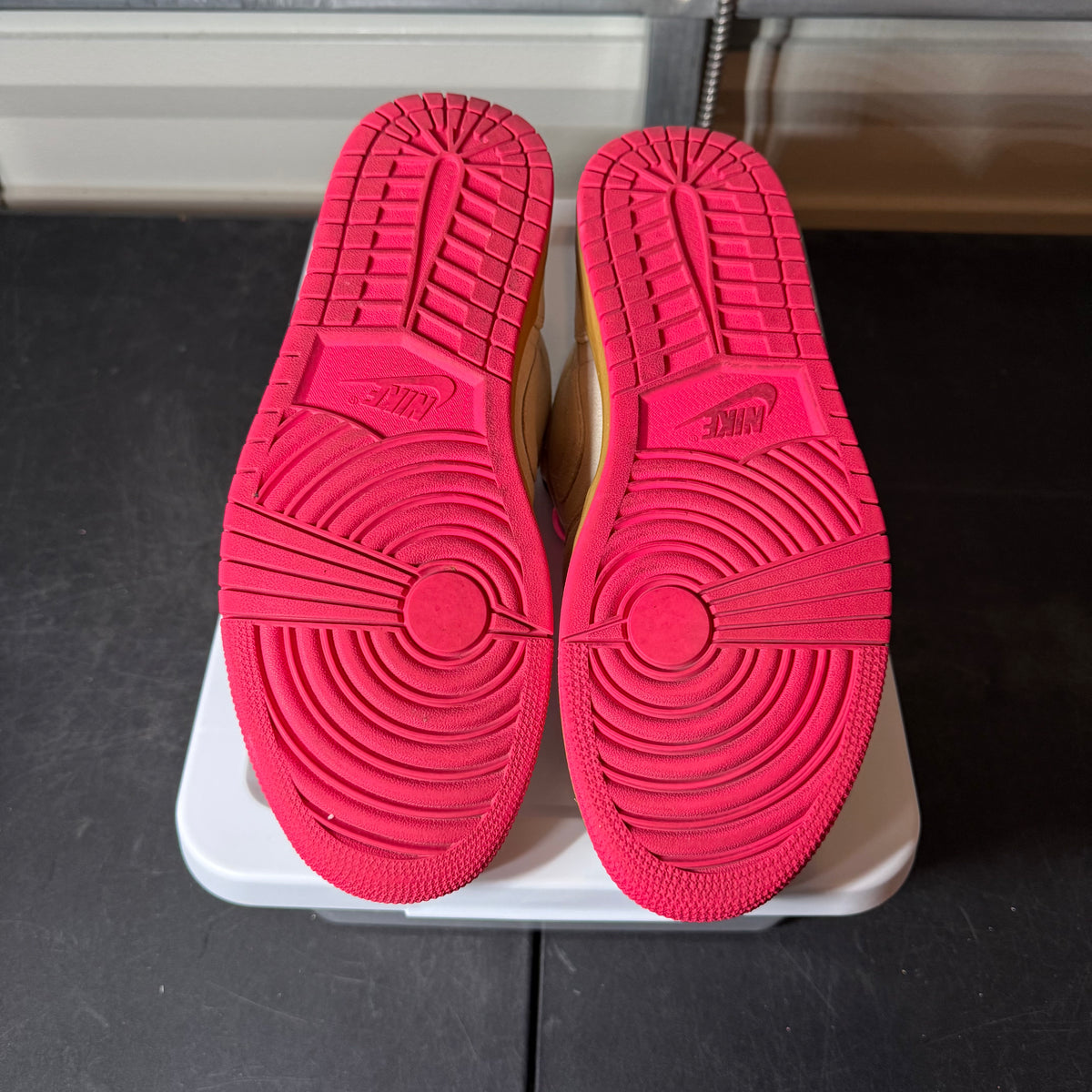 Size 12 - AJ 1 Low Gum Pink