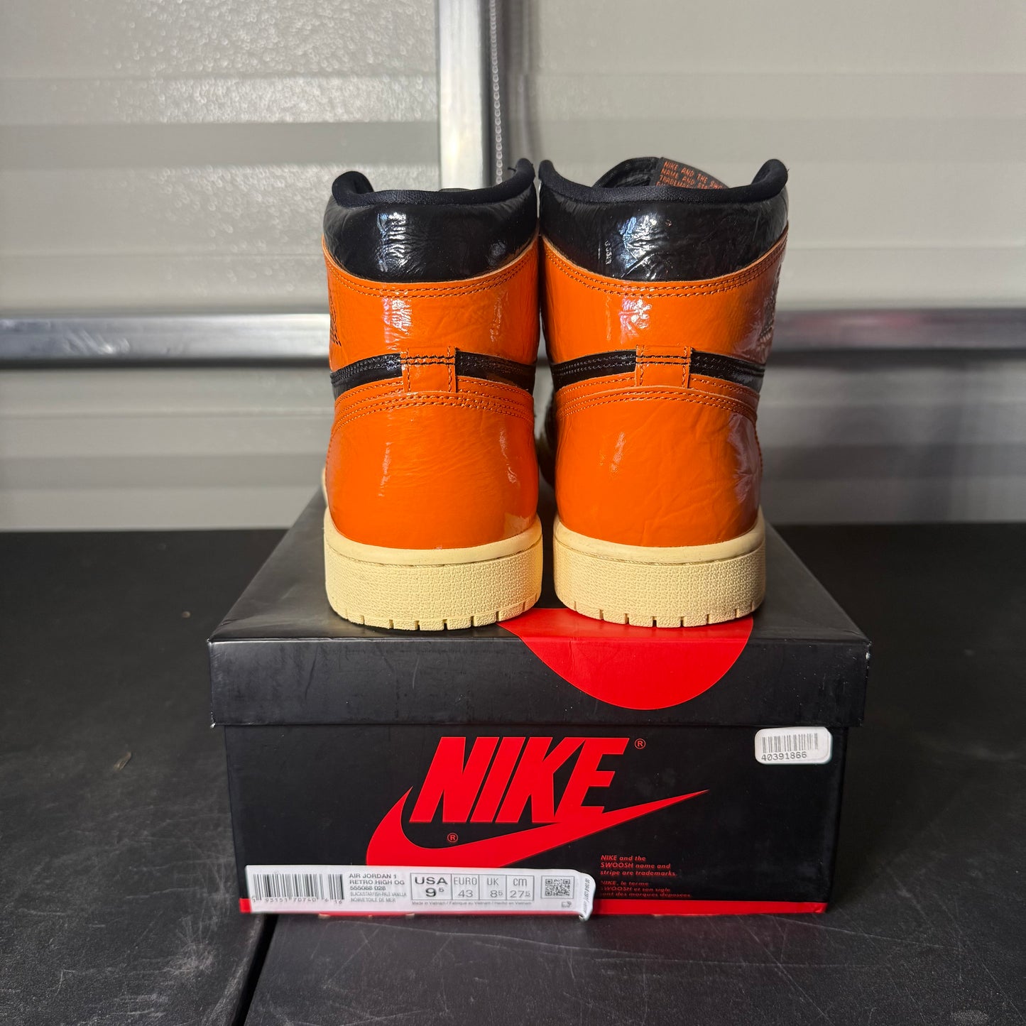 Size 9.5 - AJ 1 Retro Shattered Backboard 3.0