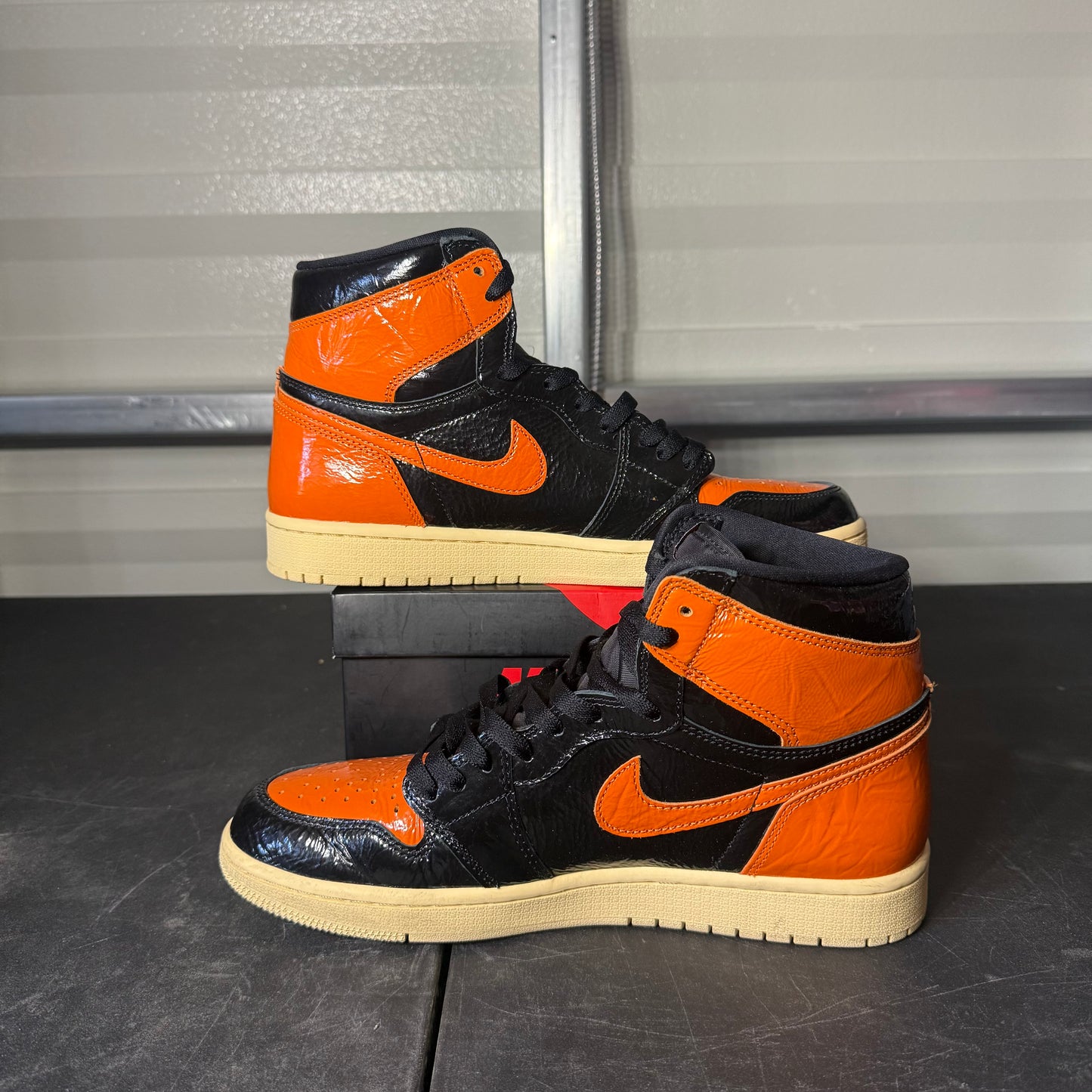 Size 9.5 - AJ 1 Retro Shattered Backboard 3.0
