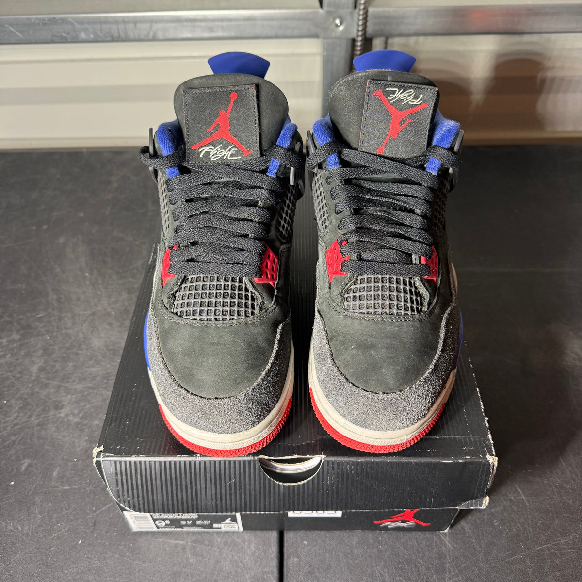 Size 9.5 - AJ 4 Rare Air