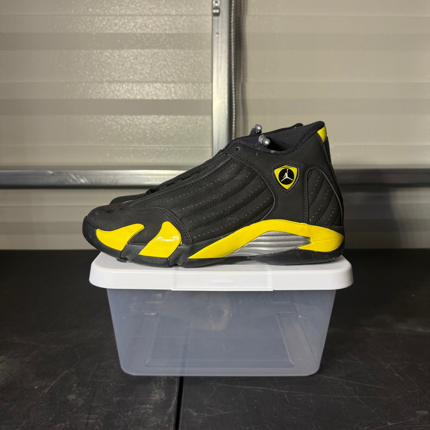 Size 9 - AJ 14 Retro Thunder