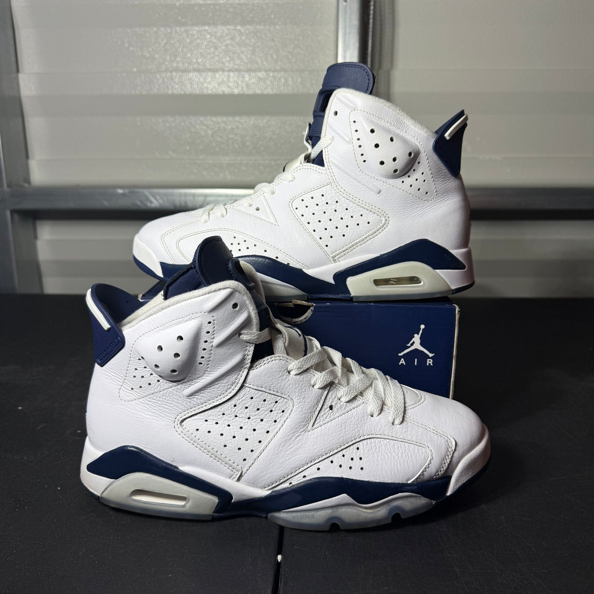 Size 10 -  AJ 6 Midnight Navy