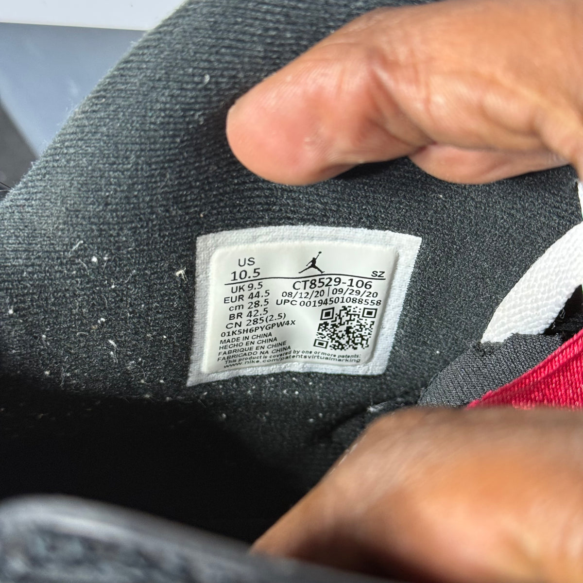 Size 10.5 - AJ 6 Carmine