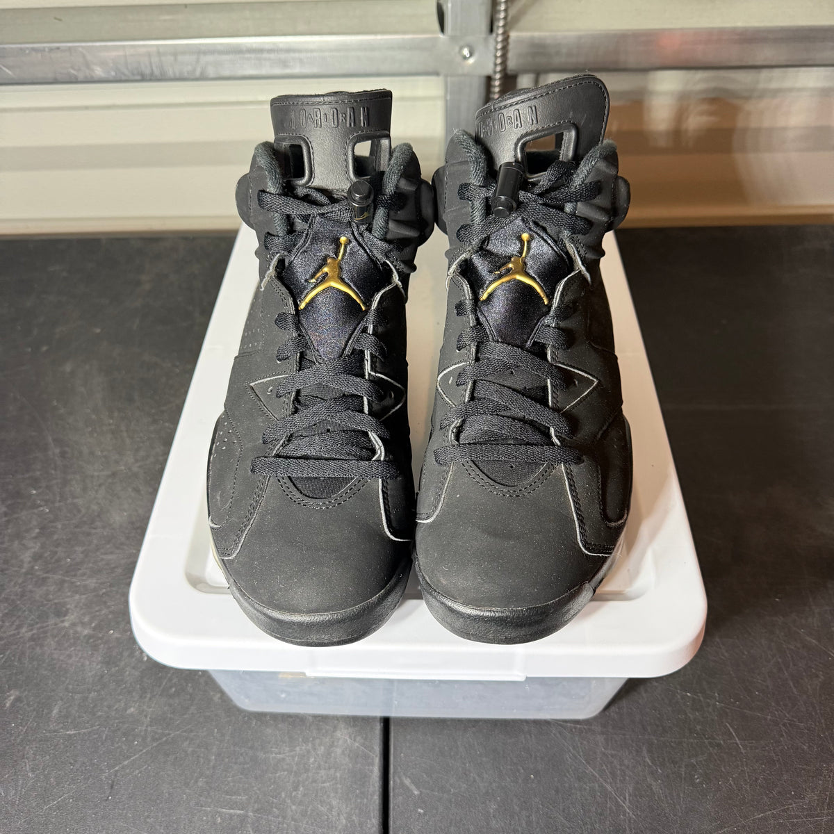 Size 9 - AJ 6 Dmp