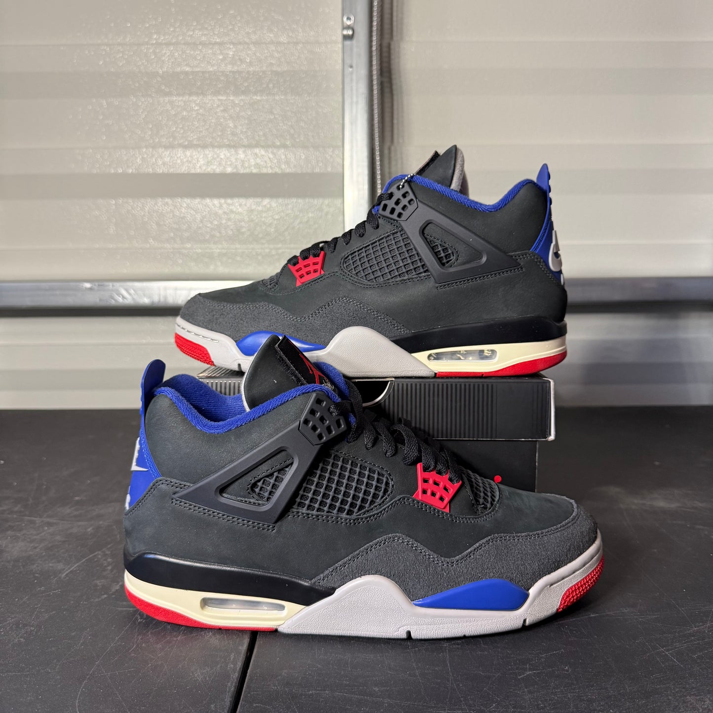 Size 11 - AJ 4 Retro Rare Air
