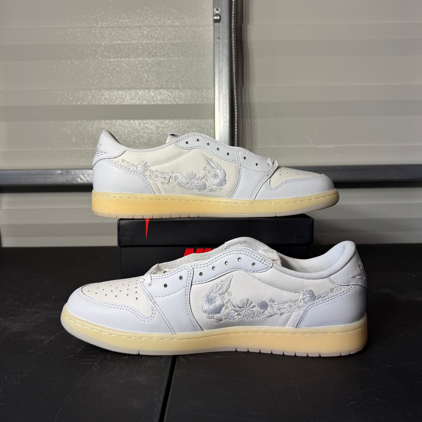 Size 13 - AJ 1 Retro Low Floral Swoosh